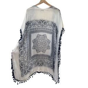 Woven heart women’s osfm white blue boho Grecian Pom Pom trim lightweight breezy